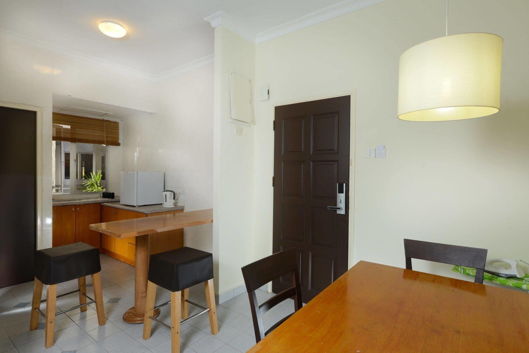 Perdana Serviced Apartment & Resorts Padang Mat Sirat Exteriör bild
